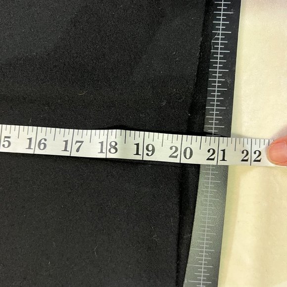 Vintage Karl Lagerfeld Black wool/cashmere blend skirt sz 40 - Picture 6 of 6